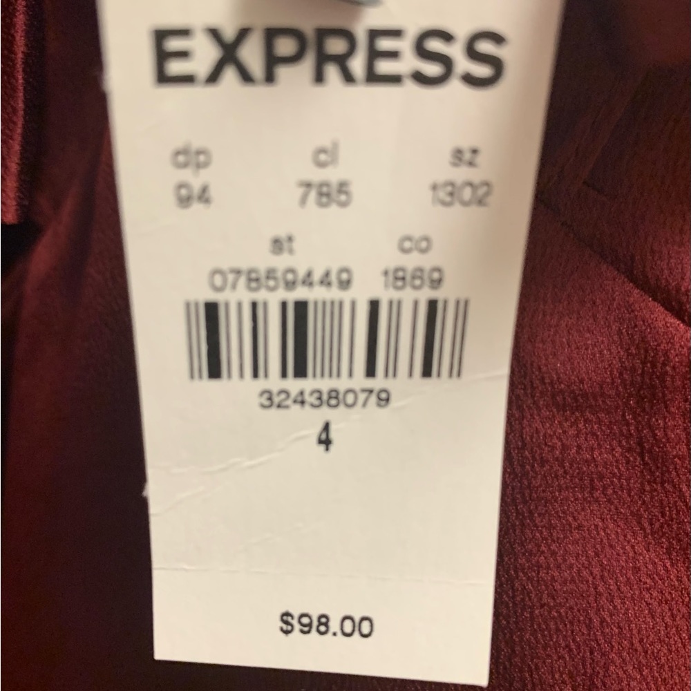 Express Satin dress - Picture 4 of 4